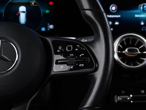 Внедорожник Mercedes-benz GLB-класс 2021 года, 3000055 рублей, Москва
