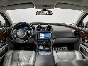Седан Jaguar XJ 2013 года, 2500000 рублей, Красноярск