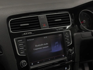 Хетчбэк Volkswagen Golf 2014 года, 1250000 рублей, Красноярск