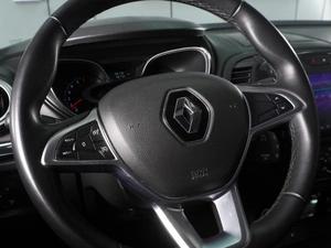 Внедорожник Renault Kaptur 2021 года, 1698000 рублей, Красный Пахарь