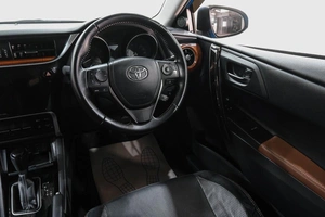 Хетчбэк Toyota Auris 2015 года, 1599000 рублей, Новокузнецк