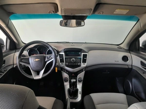 Седан Chevrolet Cruze 2011 года, 755000 рублей, Смоленск