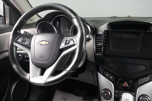 Седан Chevrolet Cruze 2012 года, 899000 рублей, Оренбург