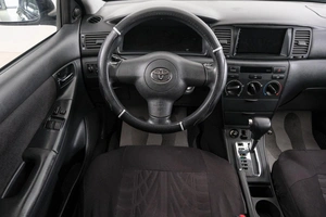 Хетчбэк Toyota Corolla 2006 года, 829000 рублей, Красноярск