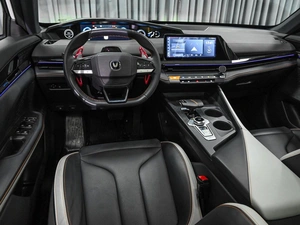 Лифтбек Changan UNI-V 2024 года, 2400000 рублей, Ставрополь