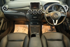 Хетчбэк Mercedes-benz B-класс 2012 года, 1299000 рублей, Омск