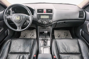 Седан Honda Accord 2006 года, 949000 рублей, Красноярск