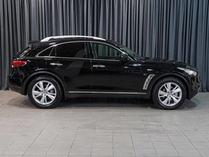 Внедорожник Infiniti QX70 2017 года, 2690000 рублей, Волгоград