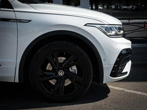 Внедорожник Volkswagen Tiguan 2021 года, 3799000 рублей, Волгоград