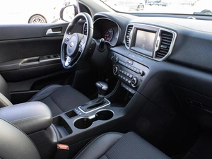 Внедорожник Kia Sportage 2018 года, 2299000 рублей, Петрозаводск