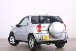 Внедорожник Toyota RAV4 2000 года, 689000 рублей, Омск