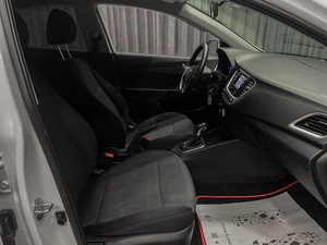 Седан Hyundai Solaris 2018 года, 895000 рублей, Красноярск