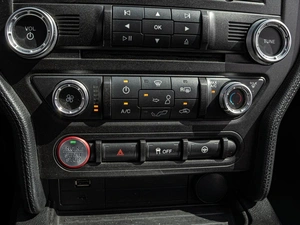 Кабриолет Ford Mustang 2017 года, 2599000 рублей, Краснодар