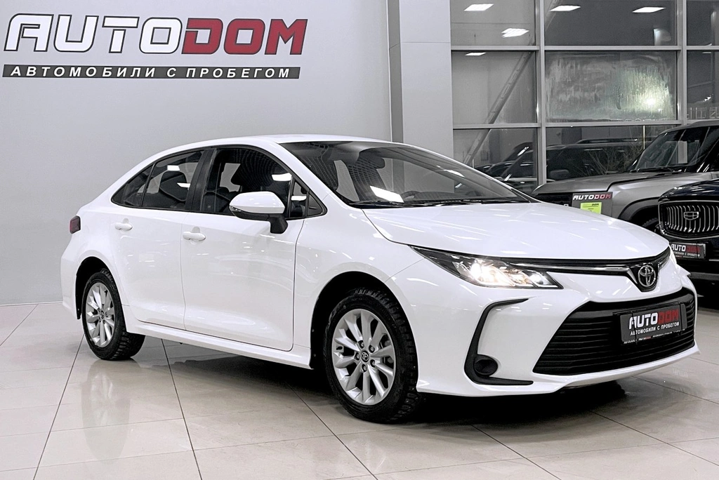 Седан Toyota Corolla 2019 года, 1587000 рублей, Солонцы