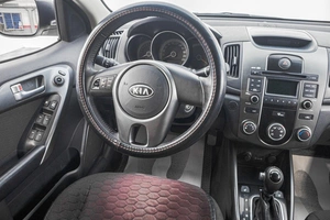 Седан Kia Cerato 2011 года, 949000 рублей, Барнаул