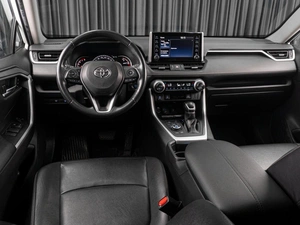 Внедорожник Toyota RAV4 2021 года, 3657000 рублей, Тюмень