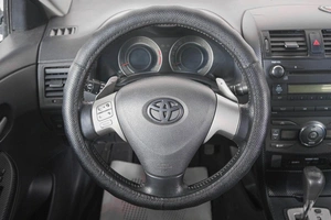Седан Toyota Corolla 2008 года, 809000 рублей, Кемерово