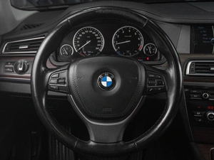 Седан BMW 7 серия 2012 года, 1999000 рублей, Тюмень
