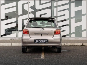 Хетчбэк Toyota Vitz 2003 года, 465000 рублей, Краснодар