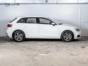 Хетчбэк Audi A3 2017 года, 1530000 рублей, Ставрополь