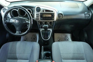 Хетчбэк Toyota Matrix 2005 года, 599000 рублей, Омск