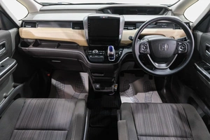 Минивэн Honda Freed 2018 года, 1599000 рублей, Новокузнецк