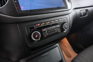 Внедорожник Volkswagen Tiguan 2012 года, 1099000 рублей, Красноярск