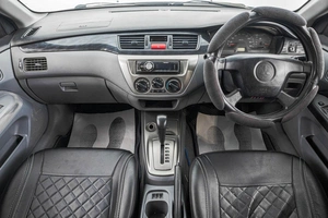 Седан Mitsubishi Lancer 2004 года, 399000 рублей, Барнаул