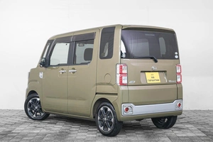 Хетчбэк Daihatsu Wake 2015 года, 949000 рублей, Кемерово