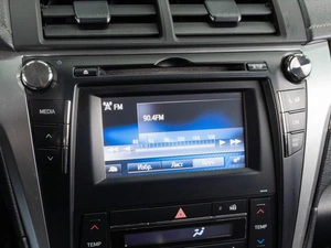 Седан Toyota Camry 2015 года, 2049000 рублей, Тюмень