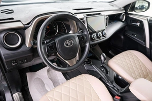Внедорожник Toyota RAV4 2014 года, 2249000 рублей, Красноярск