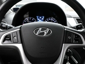 Седан Hyundai Solaris 2013 года, 949000 рублей, Волгоград