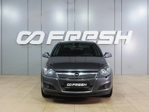 Седан Opel Astra 2011 года, 679000 рублей, Воронеж