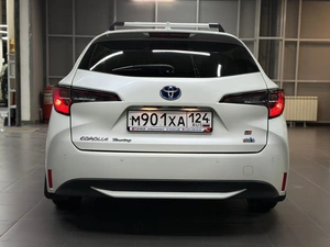Универсал Toyota Corolla 2019 года, 1897000 рублей, Красноярск