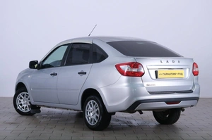 Седан ВАЗ (LADA) Granta 2019 года, 639000 рублей, Омск