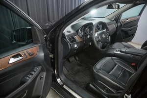 Внедорожник Mercedes-benz M-класс 2013 года, 2000000 рублей, Красноярск