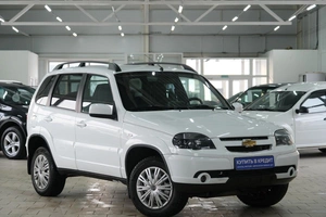 Внедорожник Chevrolet Niva 2019 года, 819000 рублей, Омск