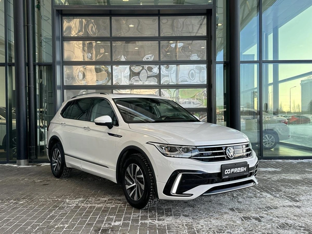 Внедорожник Volkswagen Tiguan L 2021 года, 3520000 рублей, Уфа