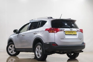 Внедорожник Toyota RAV4 2013 года, 1979000 рублей, Новокузнецк