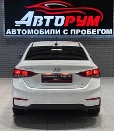 Седан Hyundai Solaris 2017 года, 1347000 рублей, Красноярск
