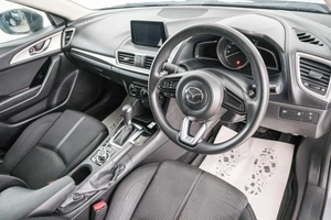 Седан Mazda Axela 2017 года, 1329000 рублей, Красноярск
