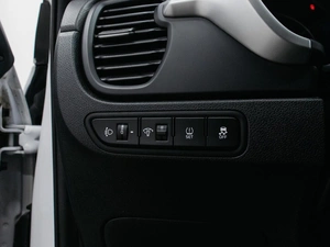 Хетчбэк Kia Rio X 2022 года, 2236000 рублей, Красноярск