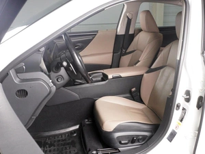 Седан Lexus ES 2019 года, 3398000 рублей, Минеральные Воды