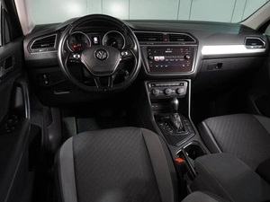 Внедорожник Volkswagen Tiguan 2019 года, 1899000 рублей, Воронеж