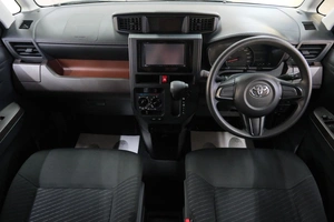 Минивэн Toyota Roomy 2020 года, 1229000 рублей, Омск