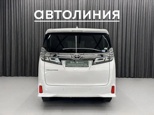 Минивэн Toyota Vellfire 2019 года, 4200000 рублей, Красноярск