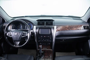Седан Toyota Camry 2015 года, 1799000 рублей, Пермь