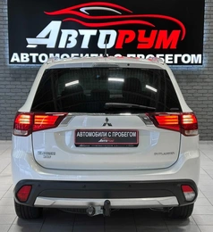 Внедорожник Mitsubishi Outlander 2015 года, 2257000 рублей, Красноярск