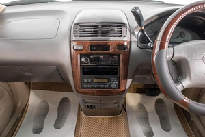 Минивэн Toyota Ipsum 1999 года, 589000 рублей, Барнаул