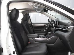 Внедорожник Toyota Highlander 2025 года, 5850000 рублей, Омск